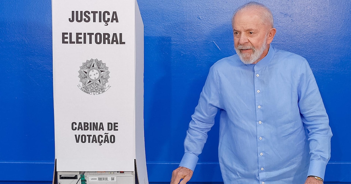 Eleições municipais no Brasil: após votar, Lula da Silva apelou ao combate à desinformação